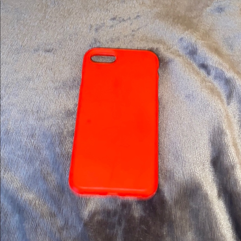red silicone i phone 8 case